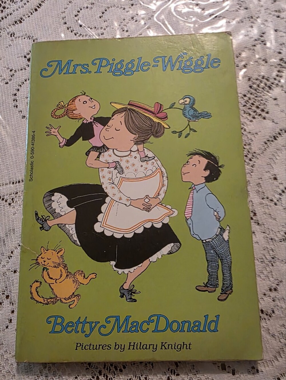 Mrs. Piggle-Wiggle Vintage Children’s Book 1947 Scholastic